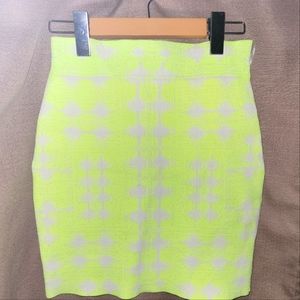 BCBG BODY CON SKIRT